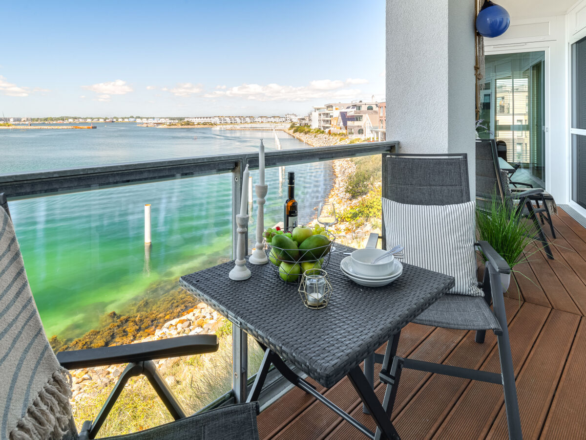 Süd-West-Balkon der Ferienwohnung in Olpenitz mit Wasserblick